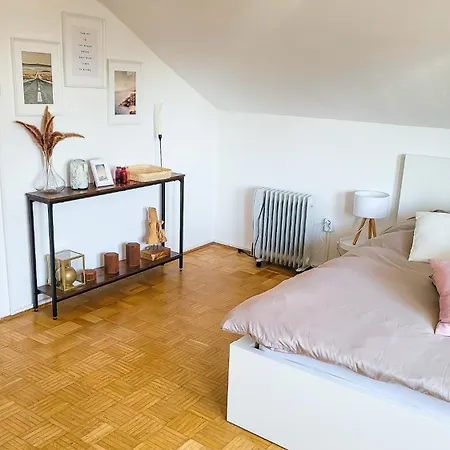 Dg R- Helle 40m2 2-zimmer Naehe Salzburg Apartment *