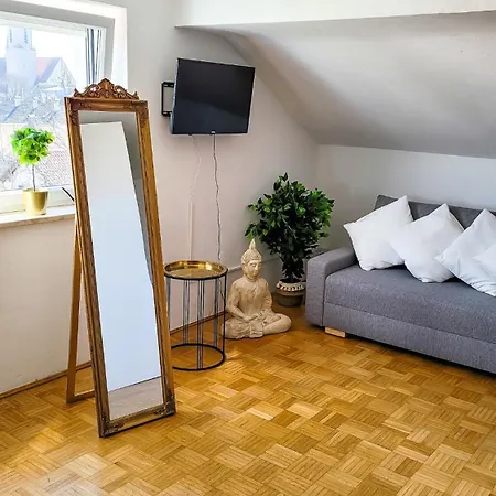 Dg R- Helle 40m2 2-zimmer Naehe Salzburg * Freilassing
